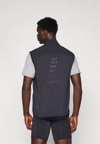 Oakley VEST - Bodywarmer - blackout