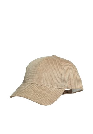 Beige corduroy honkbalpet met gebogen klep en verstelbare band aan de achterkant, geïsoleerd op een witte achtergrond.