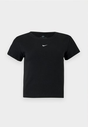 T-shirt preta canelada com mangas curtas, apresentando um pequeno logótipo branco da Nike no peito e um decote redondo.
