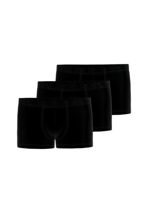 Drei schwarze Herrenboxershorts mit sichtbaren Nähten, in einer versetzten Reihe auf einem weißen Hintergrund angeordnet.