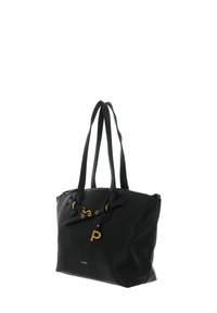 Sac fourre-tout en cuir noir avec garnitures dorées, comprenant deux poignées, un nœud décoratif et un logo en accent à l'avant. Fermeture zippée.