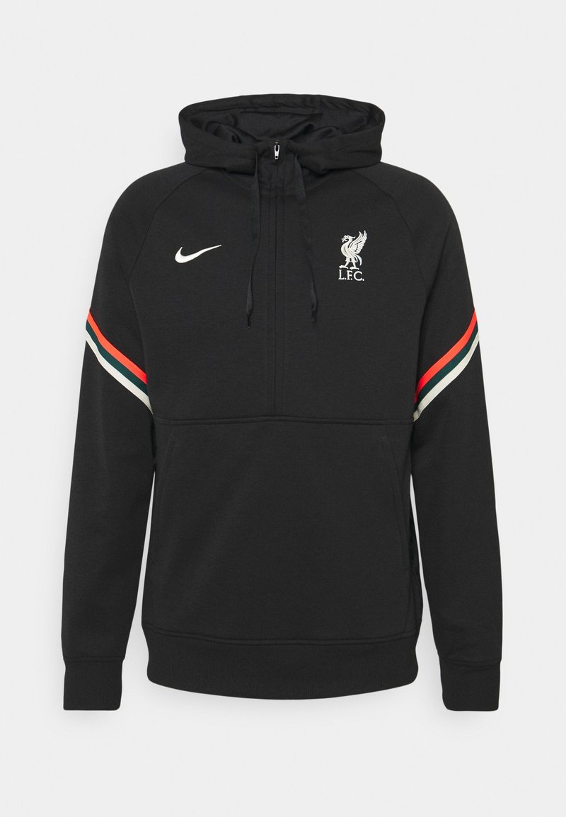 Sweat à capuche noir à fermeture éclair partielle avec les logos de Liverpool FC et Nike, rayures rouges, vertes et blanches sur les manches, et poche kangourou à l’avant.