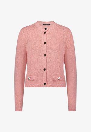 Cardigan en tricot rose avec un col rond, des boutons noirs, deux poches avant et des détails côtelés aux poignets et à l'ourlet. Texture douce.
