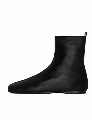 REGEL - Tronchetti - black