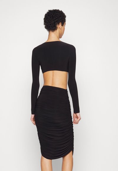 Norma Kamali LONG SLEEVE CROPPED TOP - Blusa - black