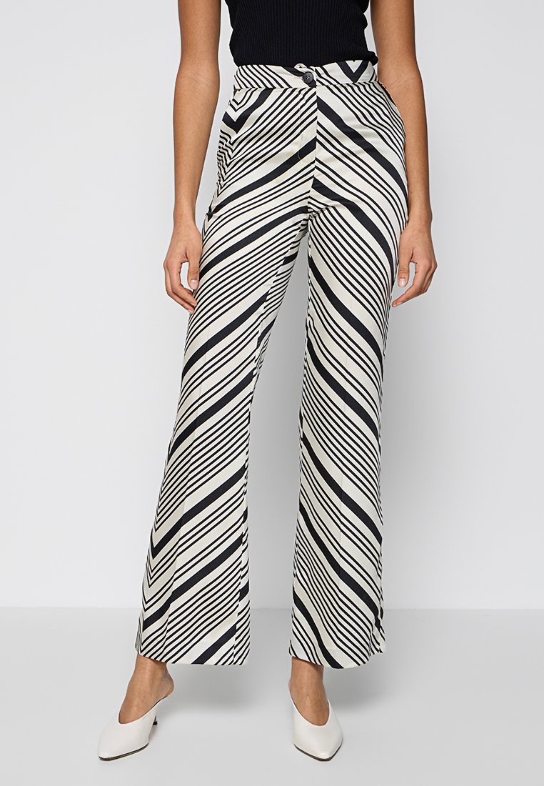 Pantalones