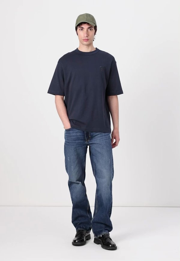 SLHRELAXCHESTER SS BINDING O NECK  - Basic T-shirt - outer space2