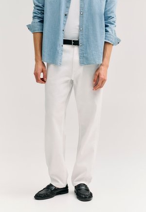 Guess - Jeansy Relaxed Fit