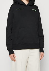 Calvin Klein Jeans Bluza z kapturem