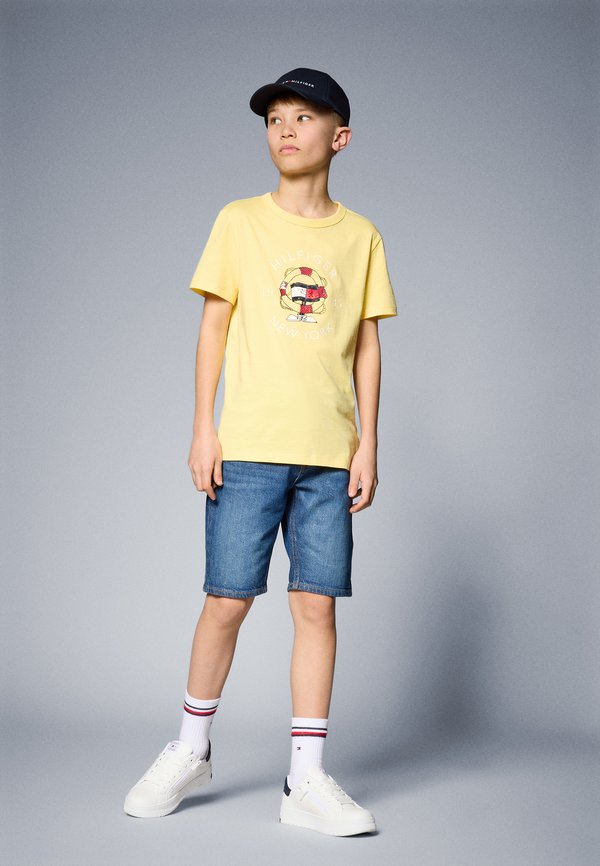 FLAG FUN TEE UNISEX - Print T-shirt - citronella2