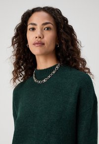 Vero Moda Tall VMLEFILE BOXY - Džemper - scarab melange