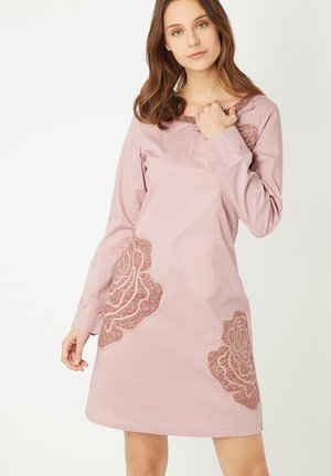 BORDADO - Vestido informal - rosa