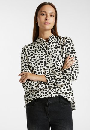 CON ROUCHES DAVANTI - Blouse - nero