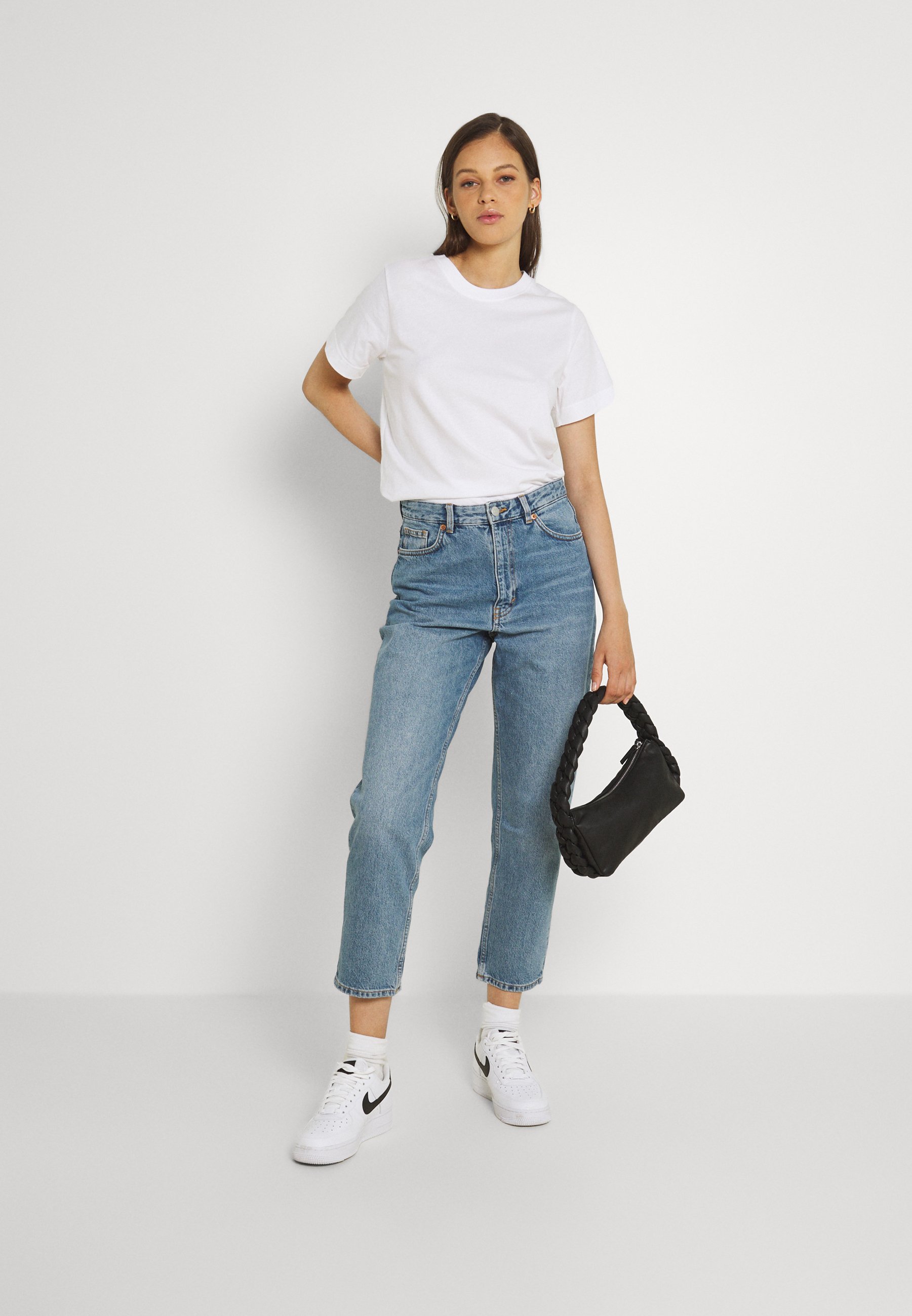 Monki TAIKI - Straight leg jeans - mid 