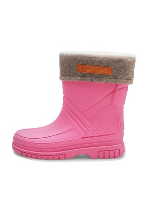 Stivale impermeabile rosa in gomma con un bordo in tessuto marrone texture, dotato di un'etichetta con logo e suola rigata per una migliore aderenza.