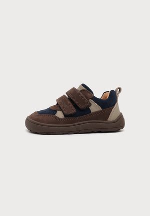 Bisgaard, BAREFOOT ELROY - Touch-strap shoes - dark brown