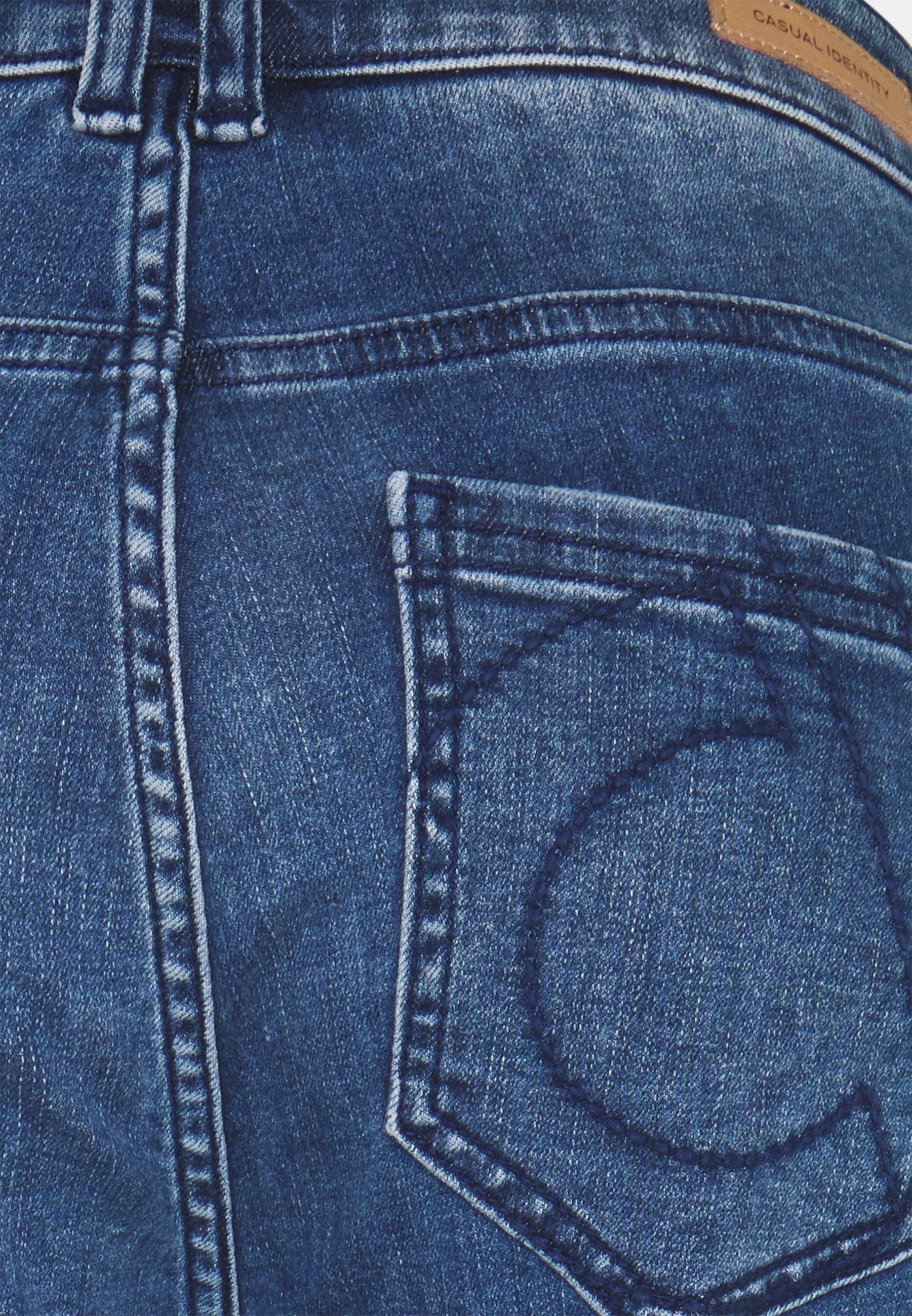 comma casual identity jeans