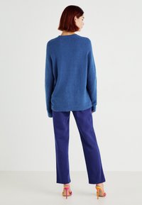 GAP LOGO PANT - Treningo apatinė dalis - bellwether blue
