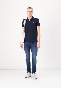 Thumbnail Image 2