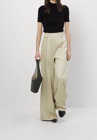 HUGO T-shirts basic - black