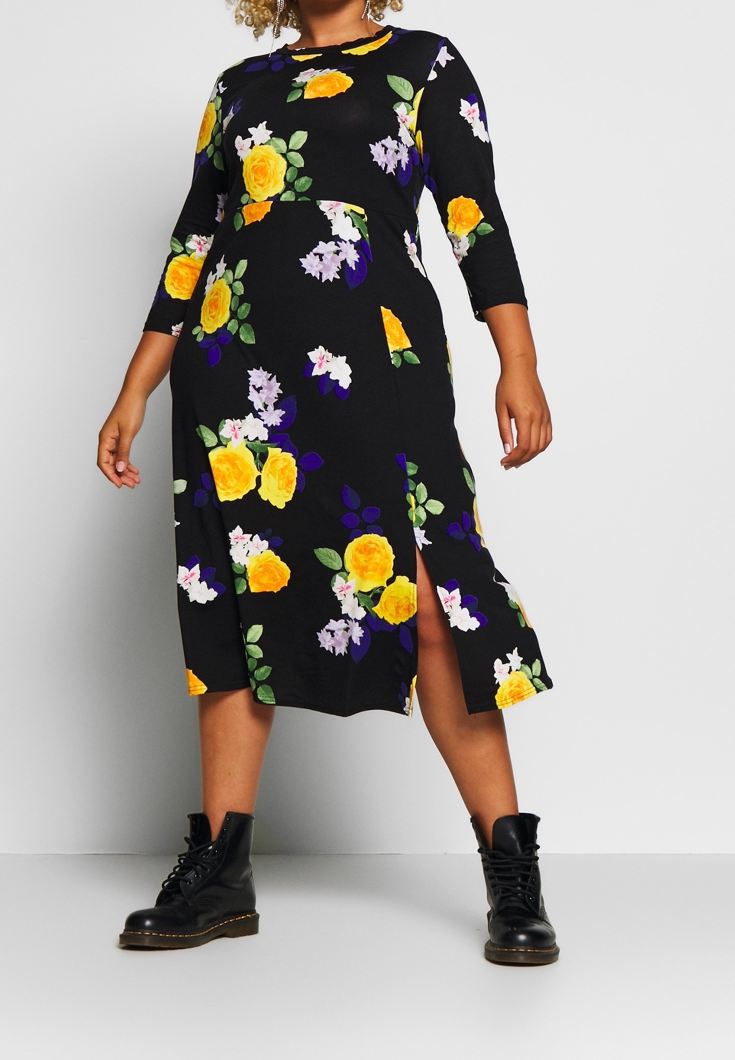 chinese dress ladies Navy Mix Floral Maxi Dress – Secret Label main image 0