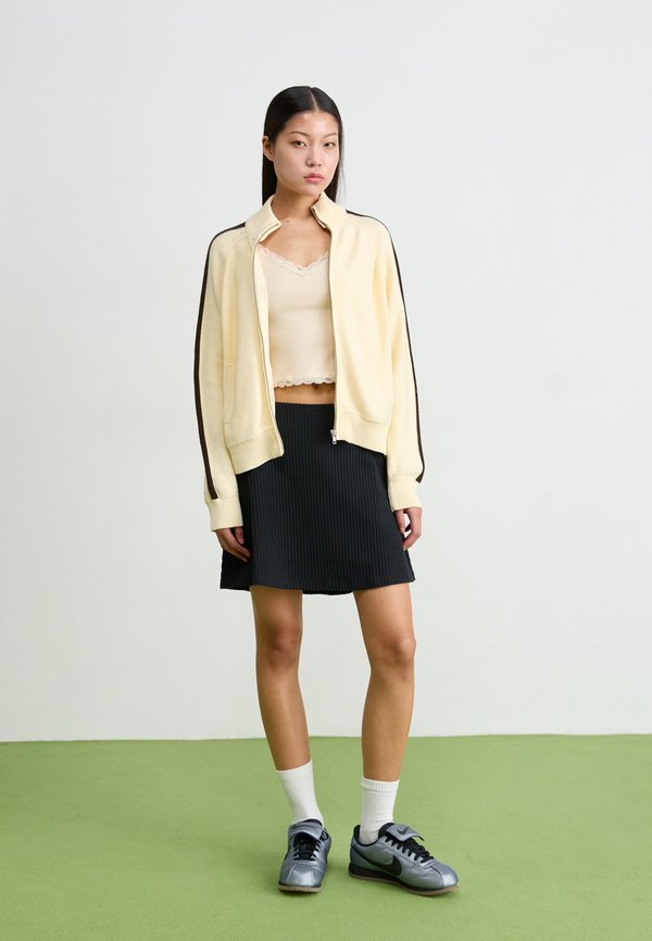 FRANKIE TRACK - Cardigan - dove2