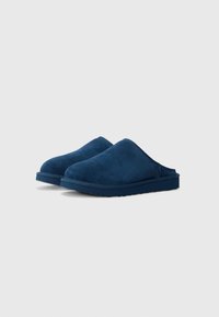 UGG CLASSIC SLIP ON - Mules - deep ocean