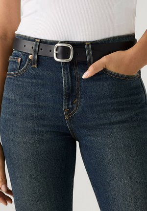 Levi's®, CAMERON REVERSIBLE BELT CAMERON REVERSIB - Bælter - cameron reversible belt black rev to tmoro - neutr