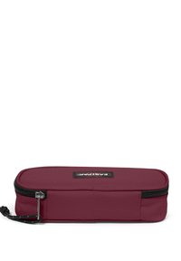 Bordowy piórnik wykonany z trwałego materiału, z czarnym zamkiem błyskawicznym, prostokątnym kształtem oraz naszywką z logo z przodu.