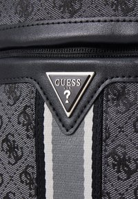 Guess ROMA FLAP BACKPACK - Rucksack - coal/black/black - Zalando.co.uk