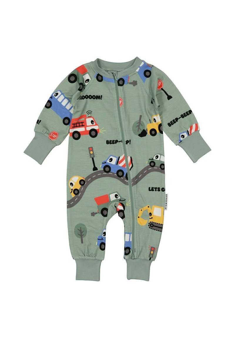 Grön enstycks jumpsuit med olika fordon, såsom bilar och lastbilar, med dragkedja fram och ribbade ärmslut. Texturer och lekfulla mönster är närvarande.