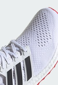 adidas Sportswear Baskets basses - cloud white   core black   better scarlet