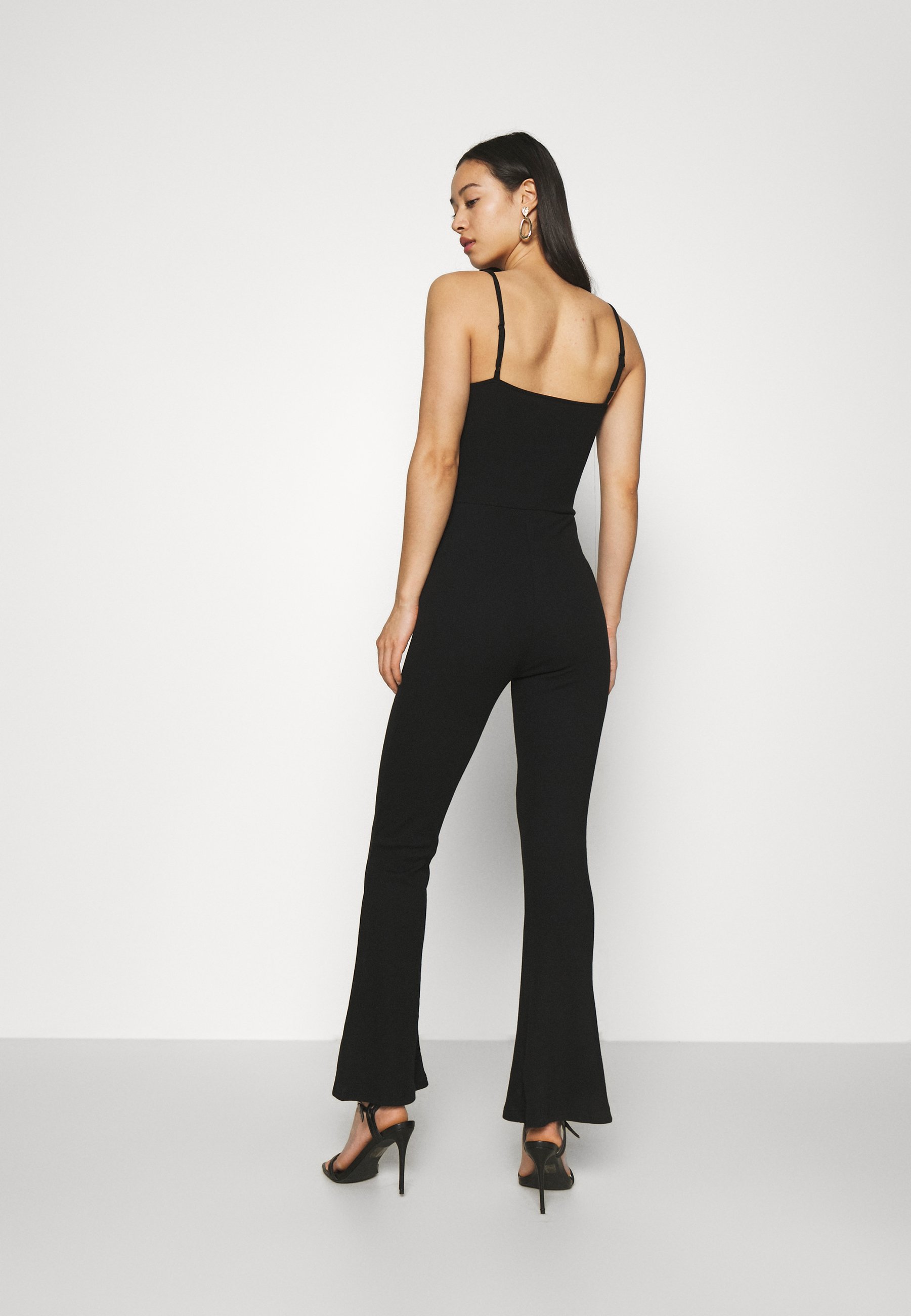 flared jump suit