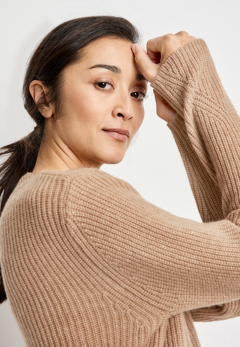 Damen Strickjacken | Gerry Weber Strickpullover camel melange/camel - VF41729 Damen Strickjacken | Gerry Weber Strickpullover camel melange/camel - VF41729