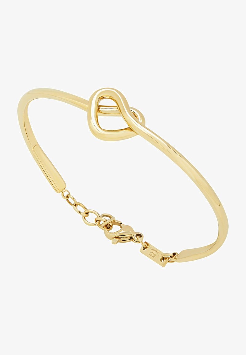 Armband i guldton med en slät, böjd design och en knutdetalj. Inkluderar en kedja för justerbar längd och en kräftklämma som stängning.