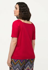 Ulla Popken T-shirt basic - red