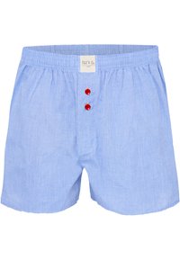 Světle modré boxerky vyrobené z jemné tkaniny, mají přední zapínání na tři červené knoflíky a elastický pas pro pohodlí.