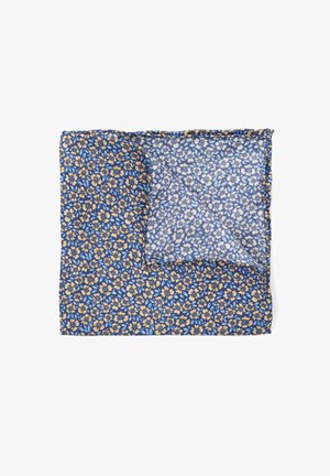 Kwadratowy szalik w kwiaty z niebieskim tłem i żółtymi kwiatami, o różnych fakturach; jedna strona ma mniejszy wzór kwiatowy na jaśniejszym niebieskim tle.