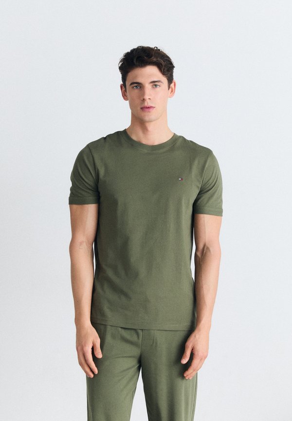 ESSENTIALS TEE - Pyjama top - utility olive