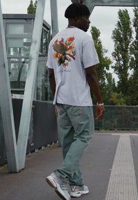 Legacies BENFICA LISSABON GLORIOSO - Marškinėliai su spaudiniu - grey marl