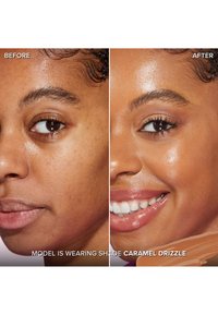 Comparaison avant-après de la peau sur le visage d'un mod�èle. À gauche, une texture inégale ; à droite, une peau lisse et éclatante avec du maquillage en teinte Caramel Drizzle.