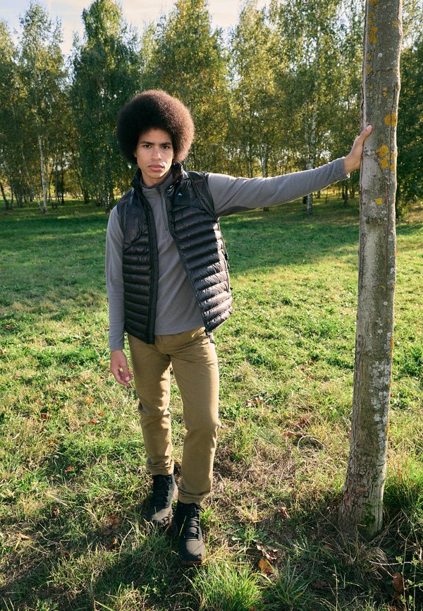 EXPEDITIONIST™ SHIELD - Hiking shoes3