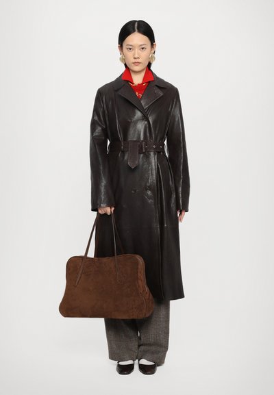 Liffner BOWLING BAG - Handbag - dark brown