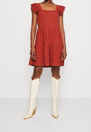 Sukienka z dżerseju