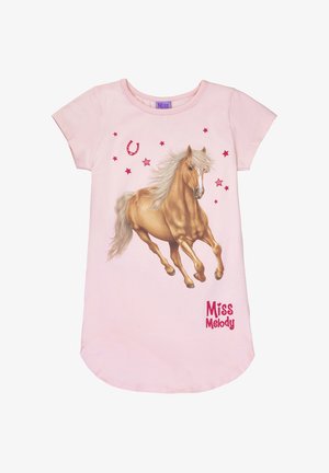 Vestito corto a maniche corte rosa chiaro con un cavallo dorato al galoppo, stelle rosse, ferro di cavallo e la scritta "Miss Melody" in rosso nell'angolo in basso a destra.