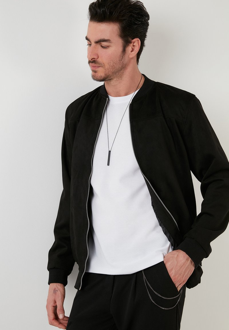 Buratti REGULAR FIT - Bombertakki - black