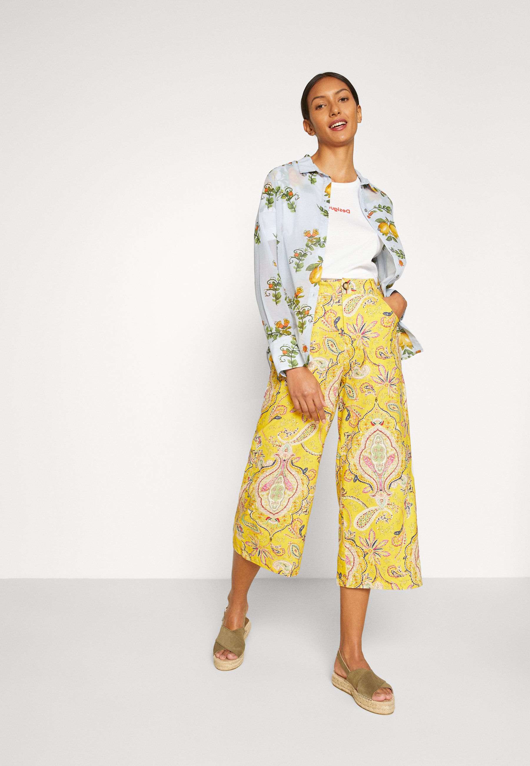 Desigual PANT LUCAS - Pantaloni - yellow/giallo - Zalando.it