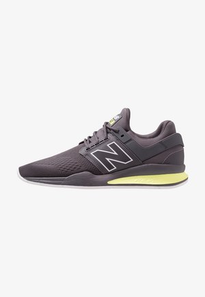 New Balance, Baskets basses - anthracite