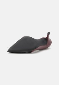 Furla CORE DECOLLETE - Zapatos altos - greige/nero