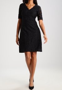 Cream Cocktailklänning - black